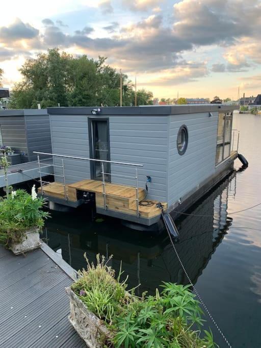 Unique New Houseboat Moored 4 Lejlighed Zwartsluis Eksteriør billede